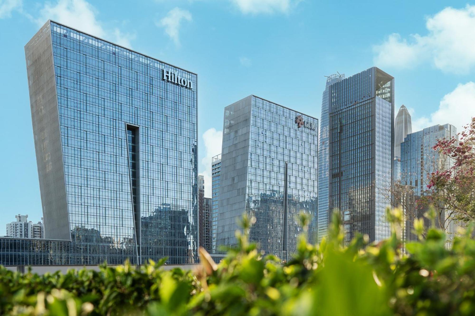 Hilton Shenzhen Futian, Metro Station At Hotel Front Door, Close To Futian Convention & Exhibition Center Zewnętrze zdjęcie